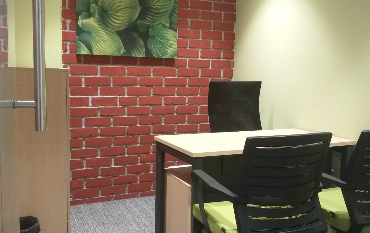 Incuspaze - Oberon Mall